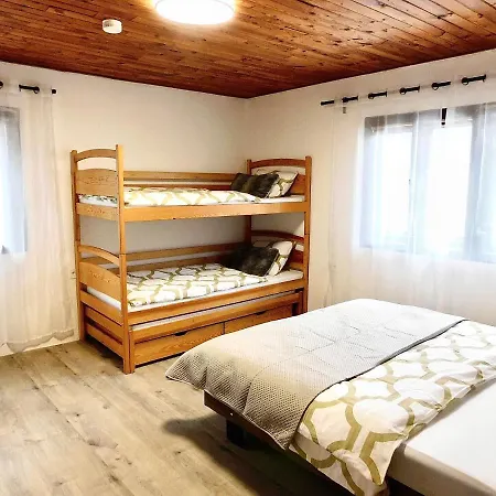 Ferienhaus Pod Horama Benecko